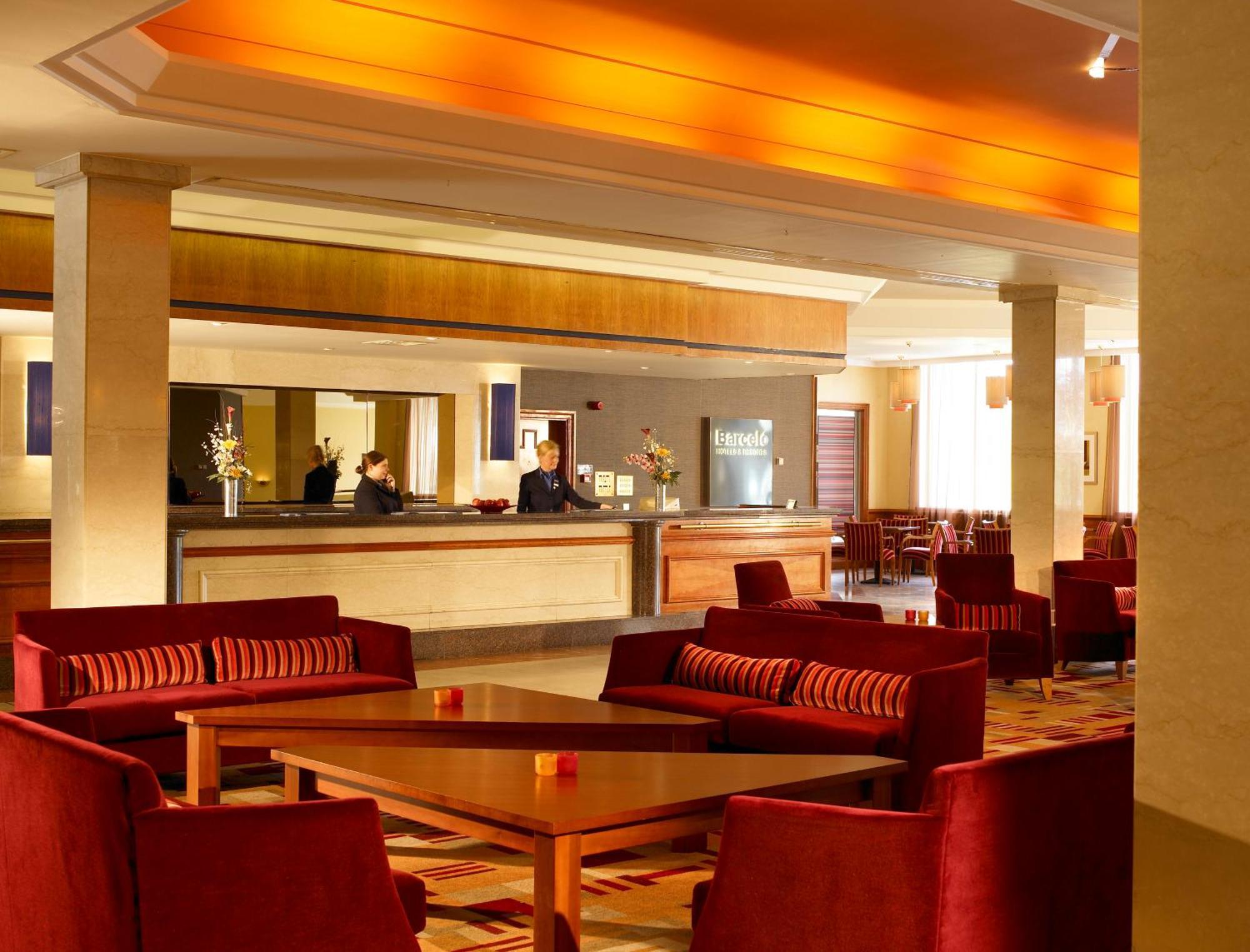 Mercure Daventry Court Hotel Bagian luar foto